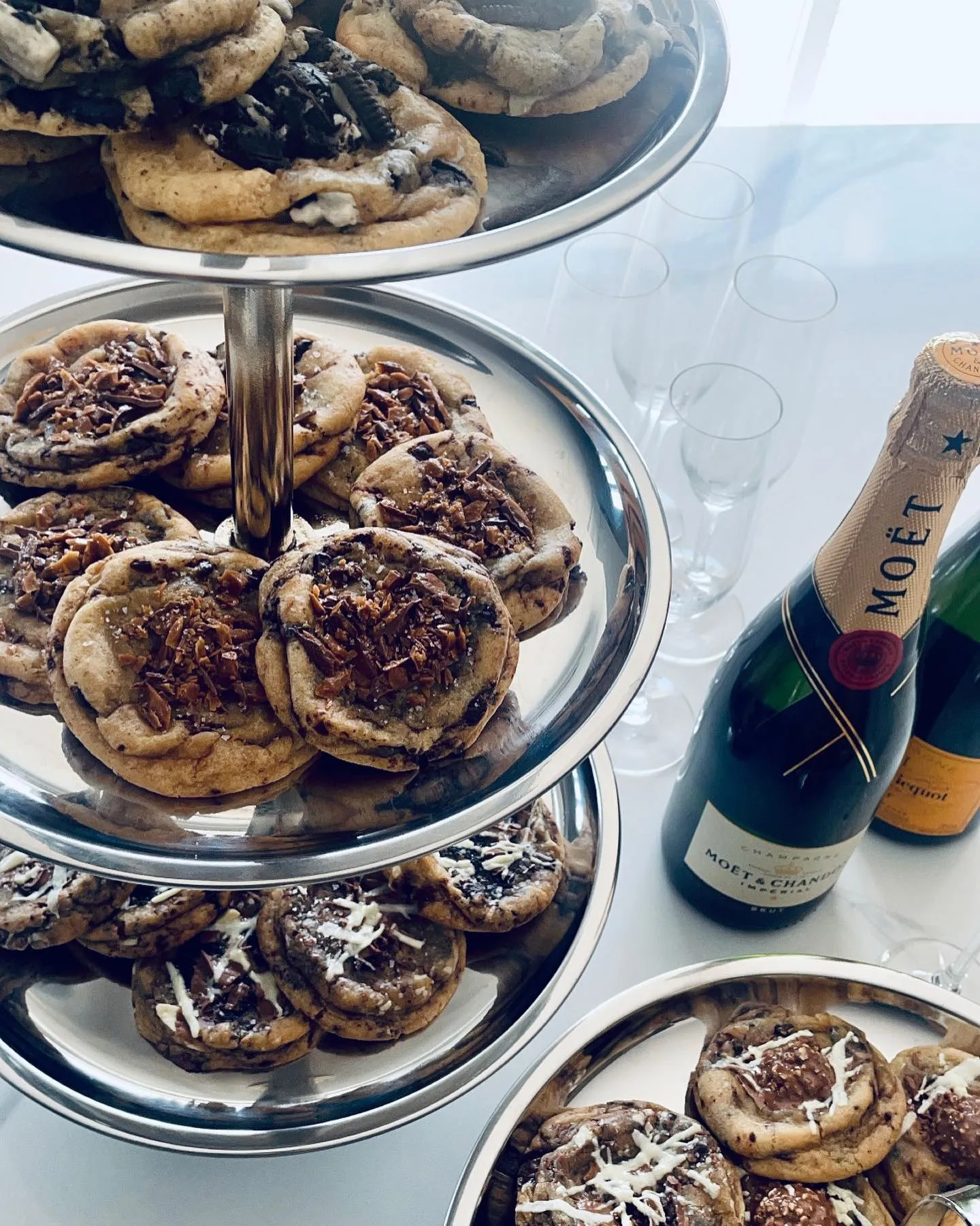 Cookie tower silver stand champagne event