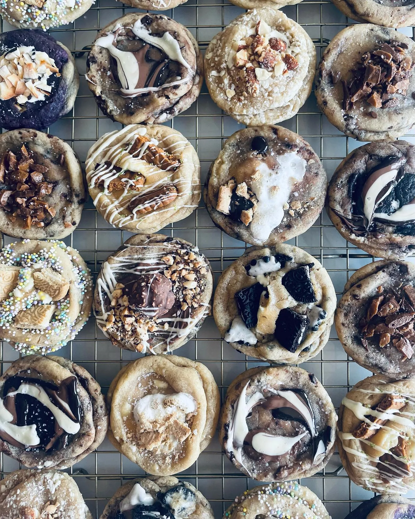 Full flavour lineup cooling rack