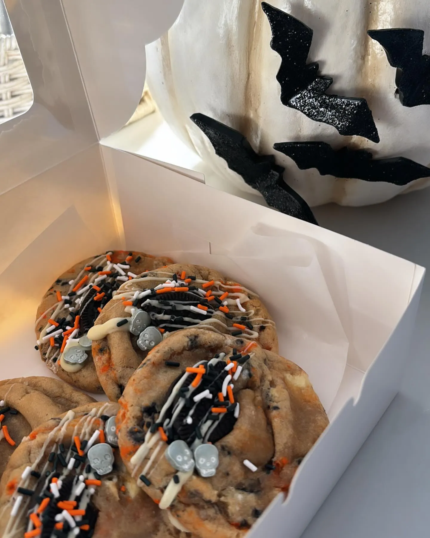 Halloween tombstone oreo box