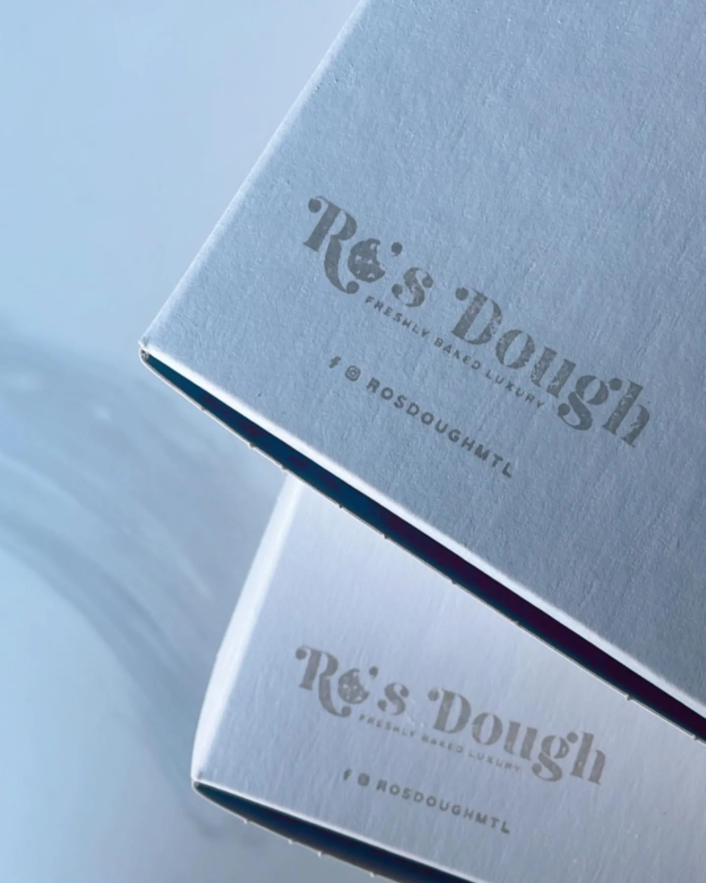 Packaging box wordmark detail